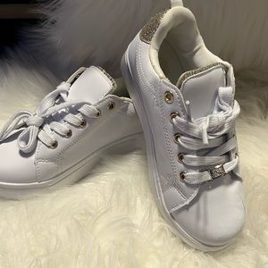 Vince Camino kids size 1